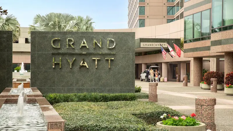 Grand Hyatt Tampa Bay-Front Drive Entrance