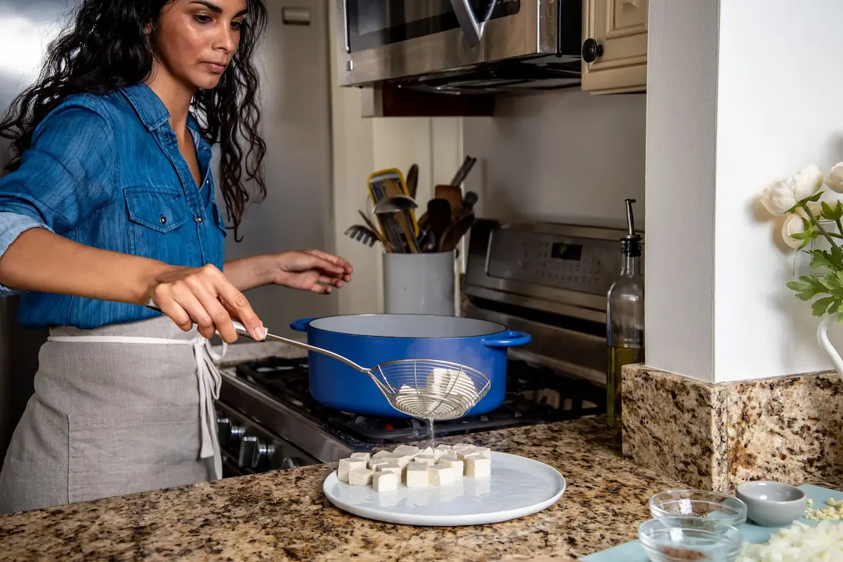 Nisha Plan cook